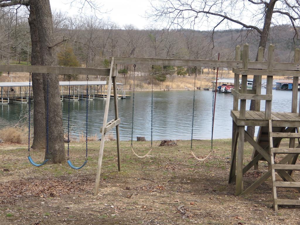 Schooner Creek Resort Kimberling City Exterior foto